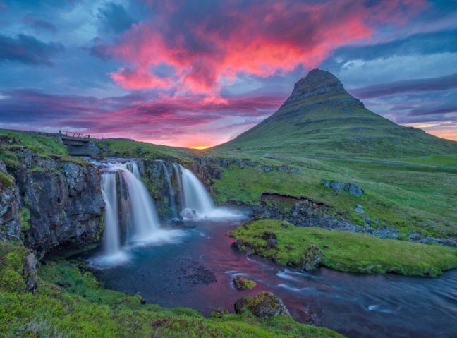 Чем привлекательна Исландия?