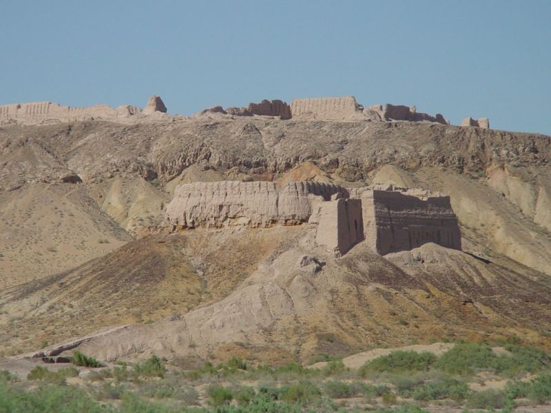 Тур к крепостям Аяз Кала, Тупрак Кала из Хивы, Юртовый лагерь в Элик Калле