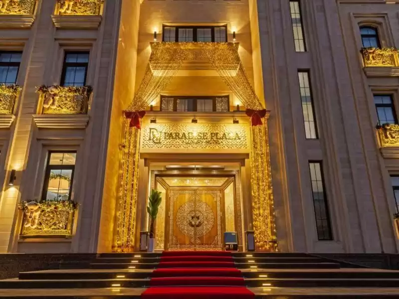 Paradise Plaza Luxury Hotel