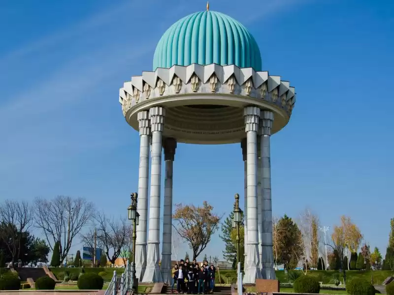 Экскурсия в Ташкенте - столица Узбекистана. Что увидит турист во время путешествия по легендарному городу.