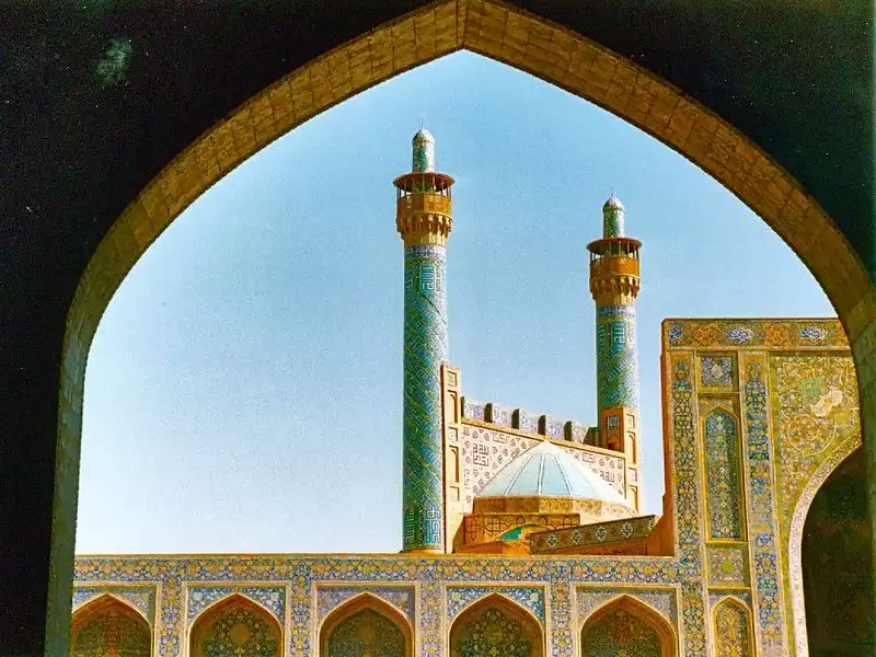 Путевка в Иран: Горящие туры и цены