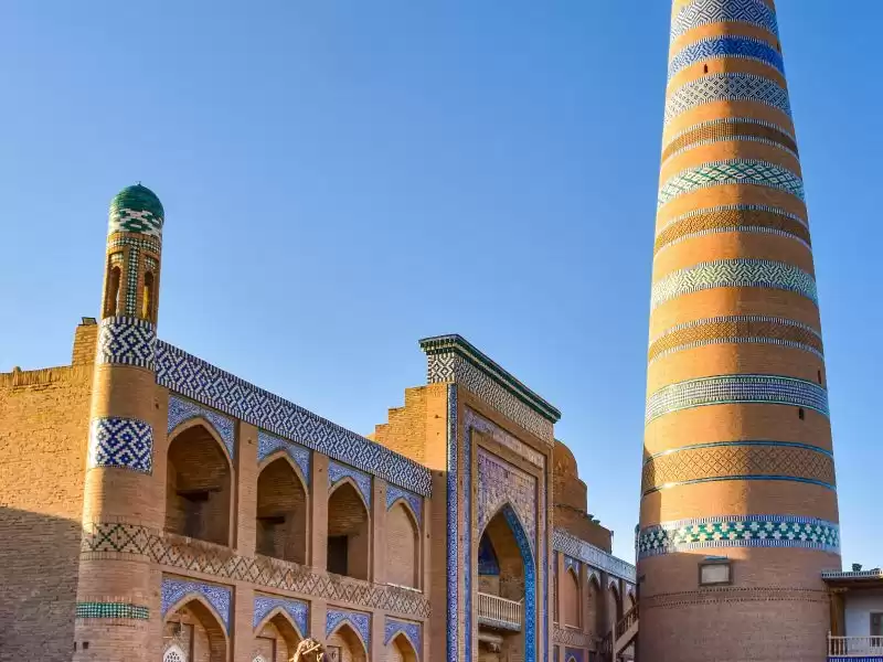 Восхождение Узбекистана в мировом туризме: Обзор с Minzifa Travel