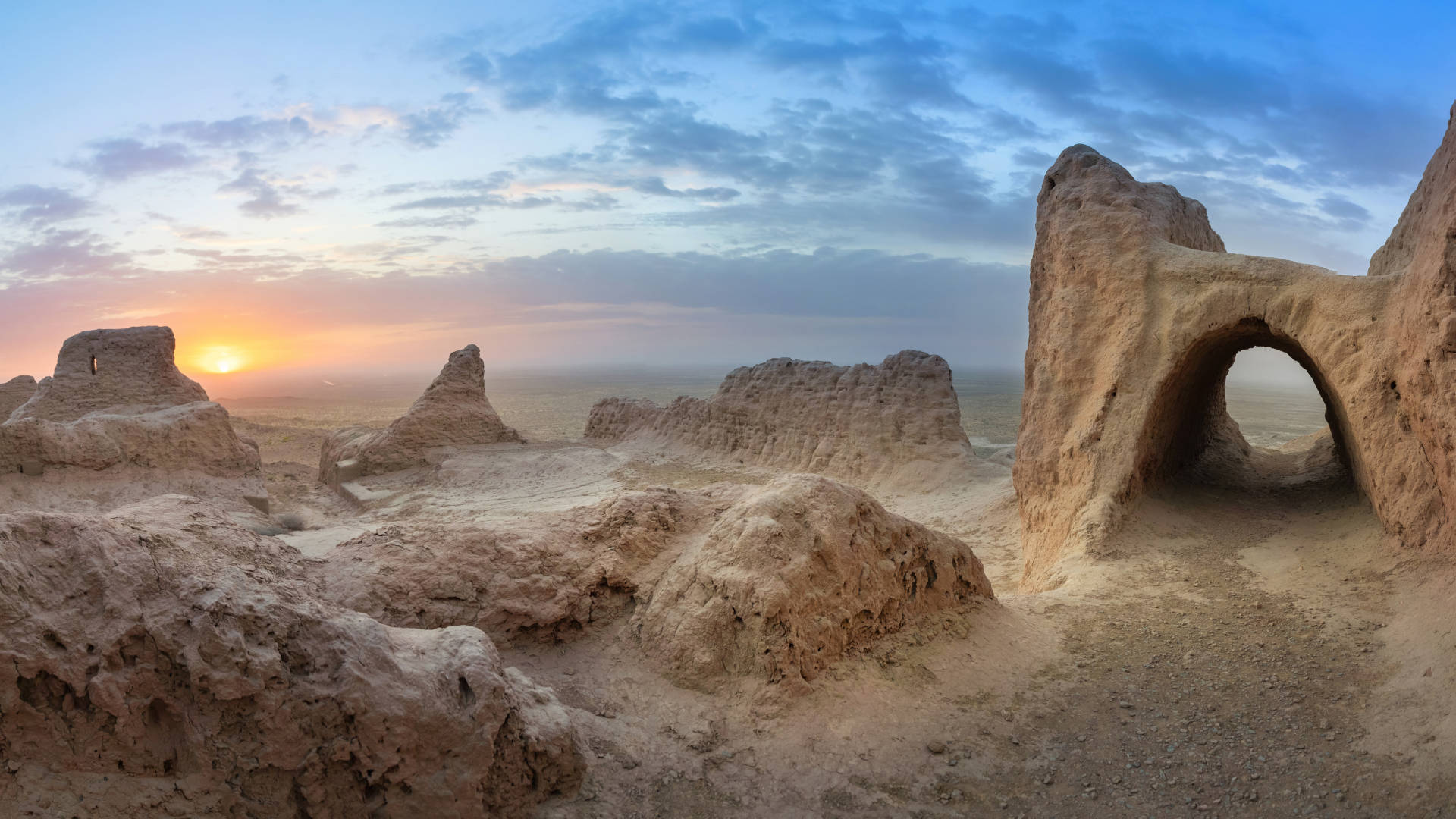Путешествие к Древним Крепостям Узбекистана