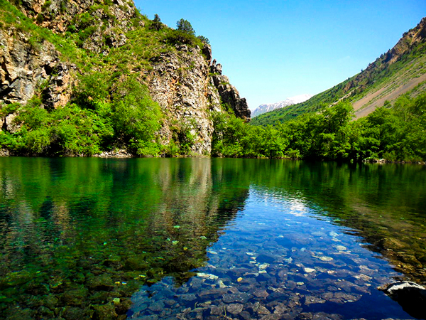 Нефритовые озёра “Урунгач” включат в список охраняемых  природных объектов Узбекистана.